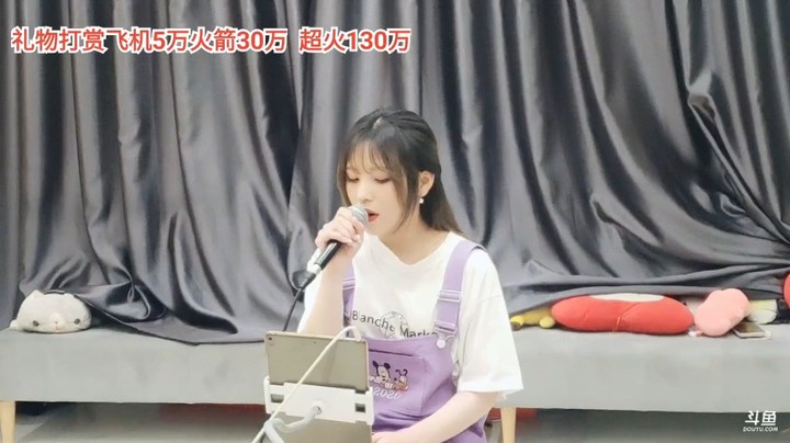 美女果果唱歌很好听，有实力啊