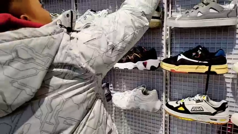 【2022-01-30 15点场】逐梦兄弟：12点开播，接门窗出院过新年