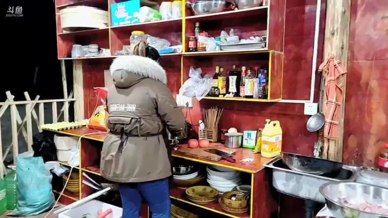 【2022-01-30 19点场】逐梦兄弟：吃好喝好~