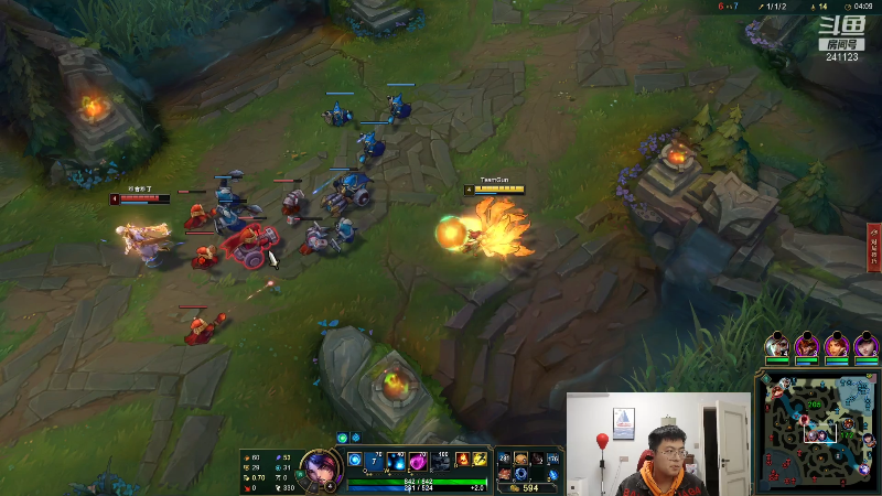 我在斗鱼看火力堂主直播户外