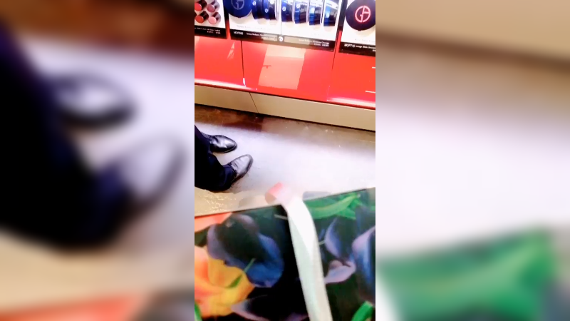 【2022-02-02 11点场】世纪魅力帅哥：来买化妆品啦，荷包又扁了哈哈哈！！
