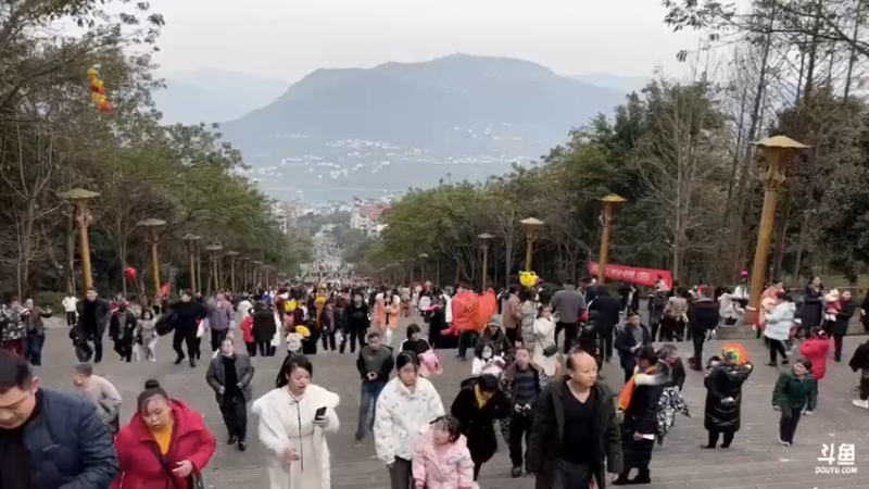 【2022-02-01 14点场】肉仔OvO：【小奶团】今天挑战万步梯！！