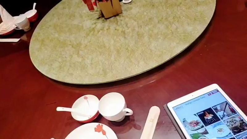 【2022-02-07 19点场】小鱼小鱼吃虾米：带孩子去游乐园玩了