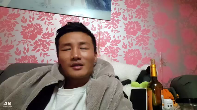 【2022-02-09 00点场】黑人毅：牛排，炒蛋配点啥