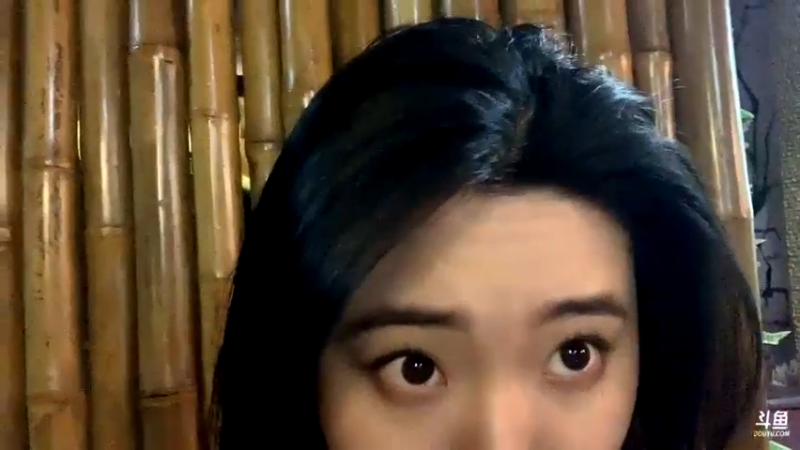 【2022-02-06 23点场】真的菜菜uo：三十晚上的鞭炮再响都没有我想你那么想