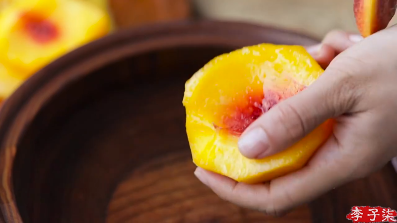 我在斗鱼看李子柒liziqi直播美食