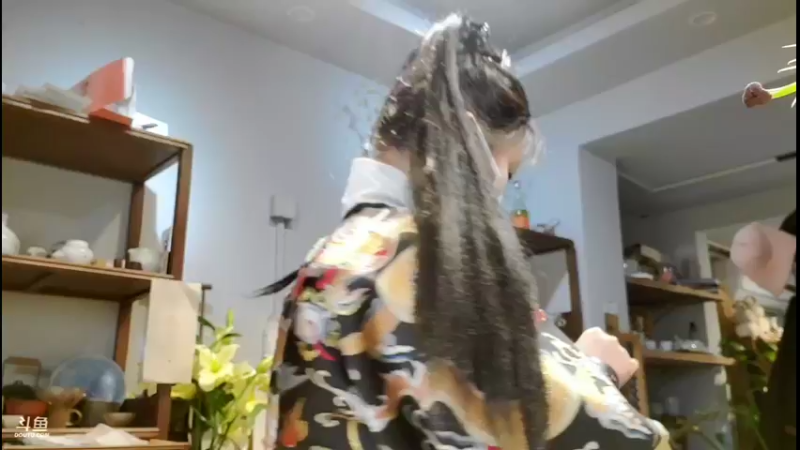 【2022-02-15 15点场】刘灶灶：刘灶灶的瓷器铺，男装