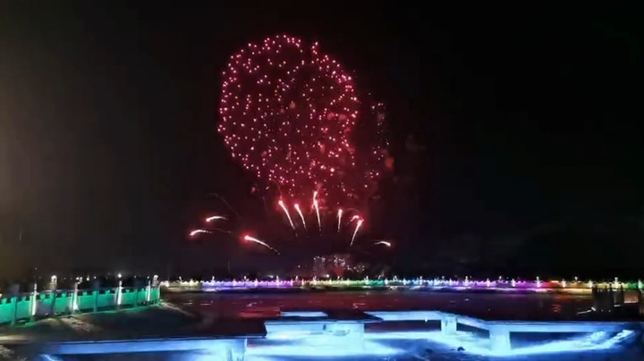 元宵的烟花汇演1