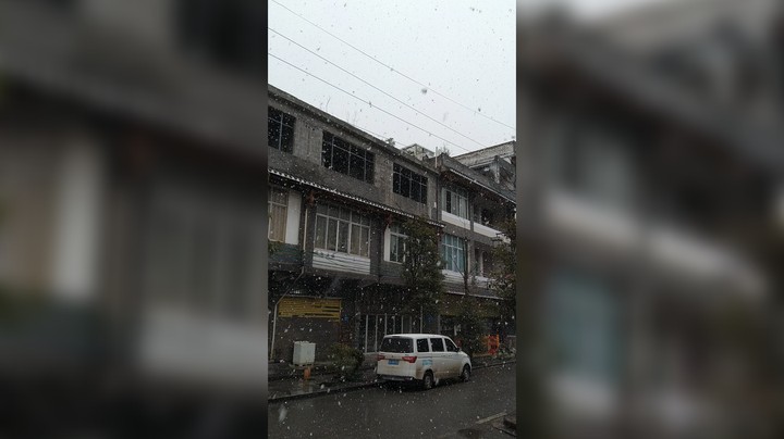 又是大雪纷飞