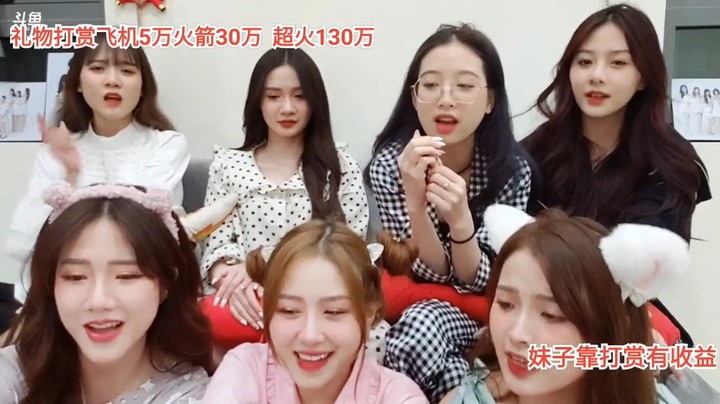 一群美女合唱很好听啊，旋律好听啊