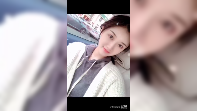 超清纯的妹子！笑起来真美，令人心醉2