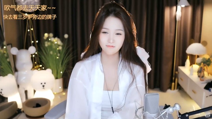 朴雨彬美女小姐姐今天穿的好漂亮啊，仙气飘飘