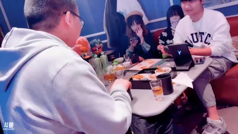 【2022-02-22 23点场】峡谷杀神酱油瓶：和右手单挑