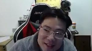 血量再少也不慌 我是“电竞郭德纲”！