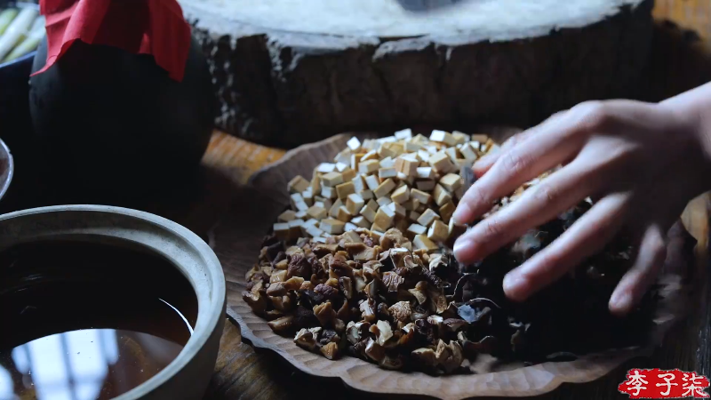 【美食】李子柒liziqi的精彩时刻 20220224 08点场