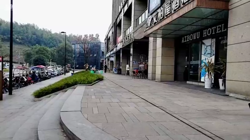 【2022-02-26 13点场】逐梦兄弟：和小青的一天天