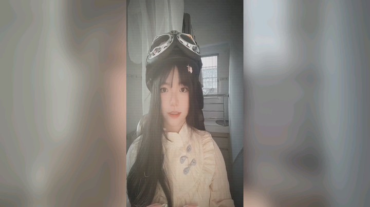 天气好的时候就戴头盔呗