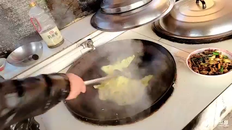 【2022-02-26 17点场】洪湖小肖：踩点  搞大货337852