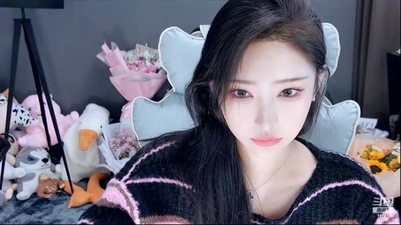 【2022-02-27 21点场】VIVI小小酥：我来啦来啦来啦