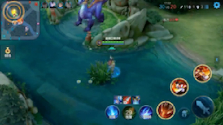 完美的展示了一个刺客的绕后五杀！