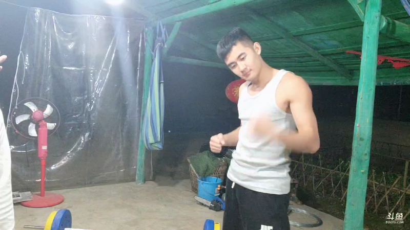 【户外】川味箩卜的精彩时刻 20220302 00点场