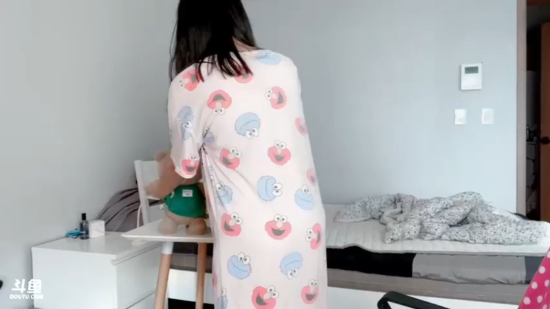 【2022-03-03 15点场】天上掉下来大包子：吃早饭～～～