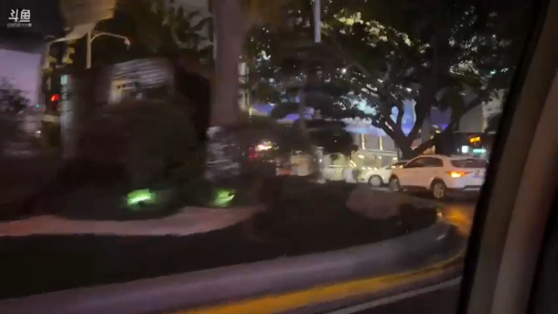 【2022-03-03 21点场】王师傅精益求精：人在重庆 明天回来播炉石