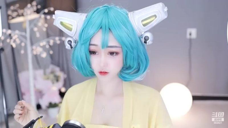 【2022-03-04 14点场】苏小懒38D：今天cos蔡文姬哈求投票