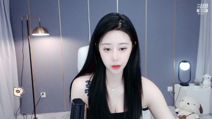 杨羊羊美女小姐姐直播吃东西好可爱啊