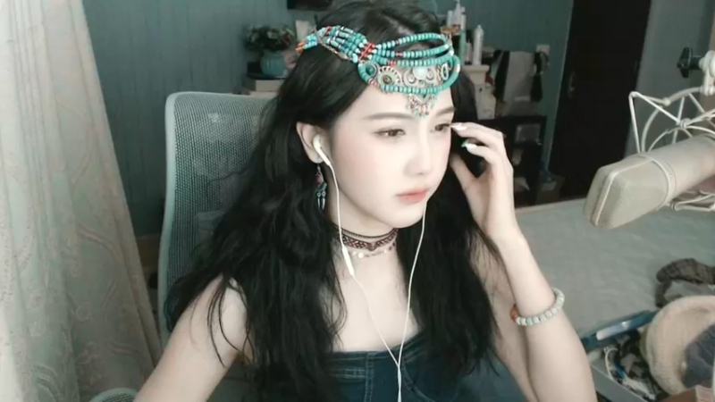 【2022-03-03 21点场】iu可可曾：把想说的变胡扯，