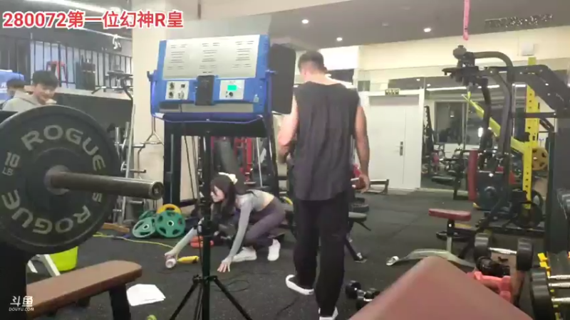 【2022-03-04 22点场】黑人毅：这是一个健身直播间