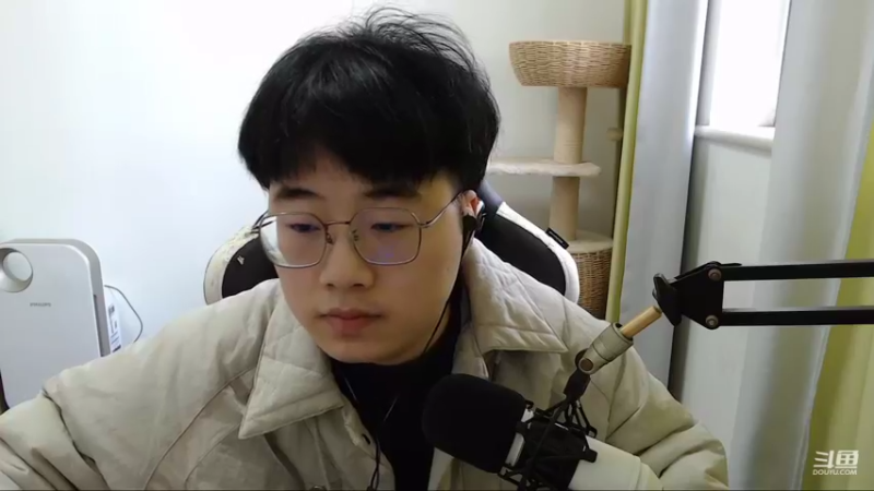 【2022-03-06 17点场】酒客gbb：把把吃鸡局局五十杀 身法如画枪法如挂