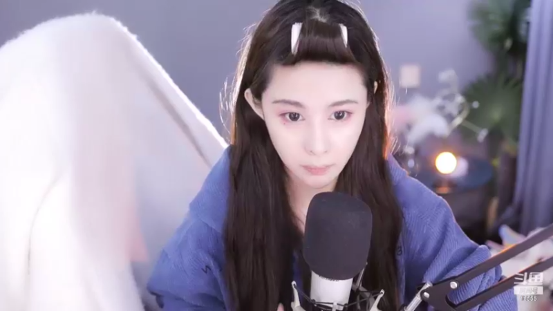 【2022-03-06 19点场】果冻cc007：来这里快乐就好了呀