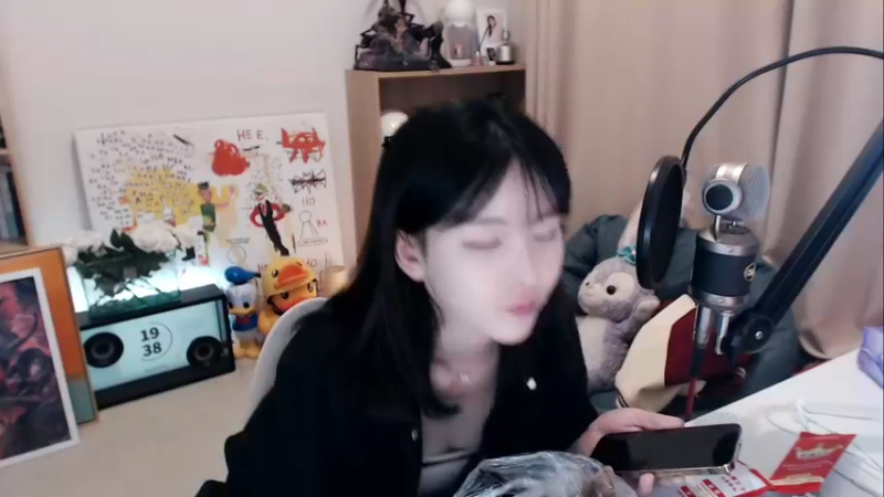 【2022-03-07 19点场】赵小臭：凑凑：玩会儿老头环