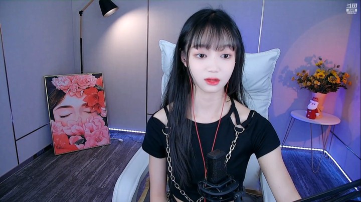 Elaine依柠美女小姐姐真好看啊