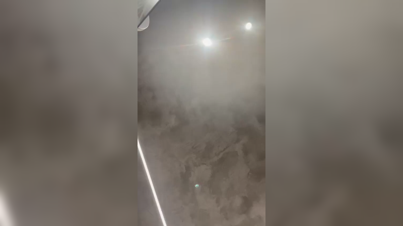 她要减肥，又要吃，怎么哄在线等