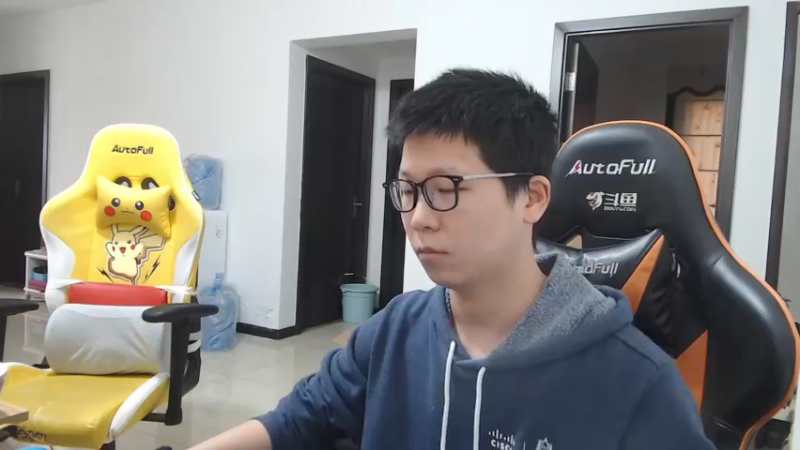 【2022-03-11 10点场】余小C真的很强：余小C：在吃早饭，马上回来