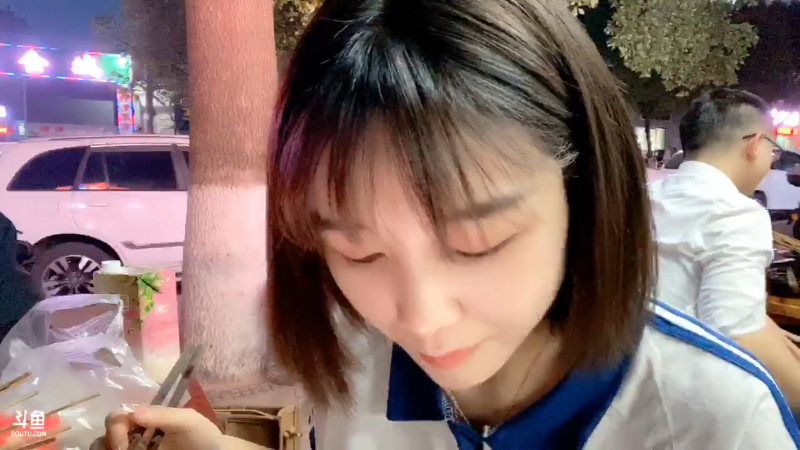 【户外】百变姑姑肖淑洁的精彩时刻 20220311 19点场