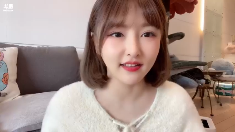 【2022-03-13 15点场】叶知秋Vanessa：秋： 开钻粉有周边