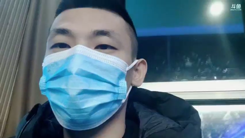 【2022-03-16 21点场】旭旭宝宝：直播个台球哈哈