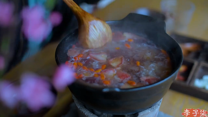 我在斗鱼看李子柒liziqi直播美食