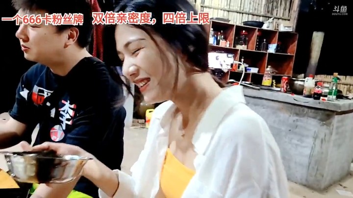 茵茵怪吃完饭又想去上岛了，想的很好啊