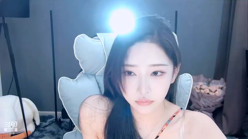 【2022-03-18 21点场】VIVI小小酥：想过三星 嘤嘤嘤