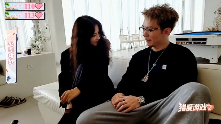 小王哥和美女库里测试心跳节目，美女库里真会玩啊