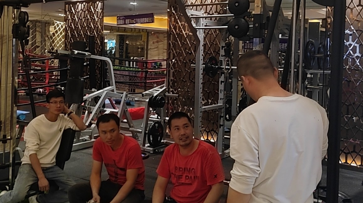 非常给力的背部训练。