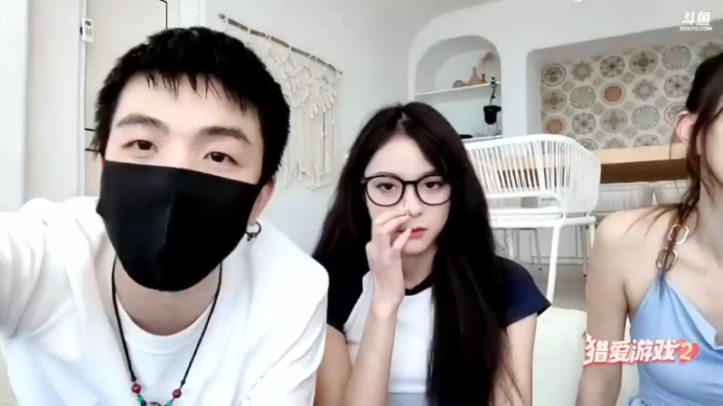 【2022-03-19 18点场】douyu小漠：《猎爱游戏2》集体约会日 85982