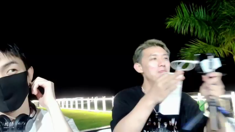 【2022-03-22 01点场】douyu小漠：猎爱游戏2】女生福利日 新嘉宾加入