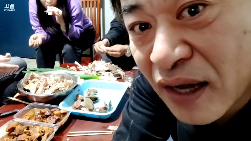 【户外】威海高哥587997的精彩时刻 20220322 19点场