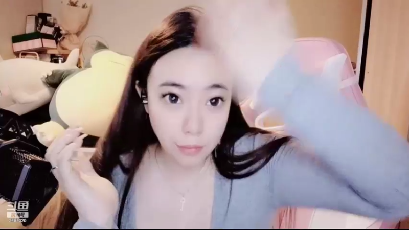 【2022-03-25 12点场】云樱花颜金步摇S：钻石卡，恋爱太甜了，我也想要