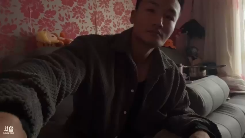 【2022-03-26 17点场】黑人毅：去买点菜，现在买菜太难了